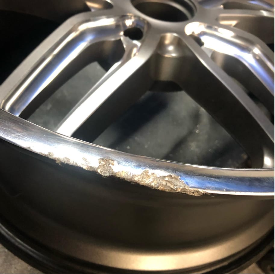 US Mags Curb Rash on polished lip